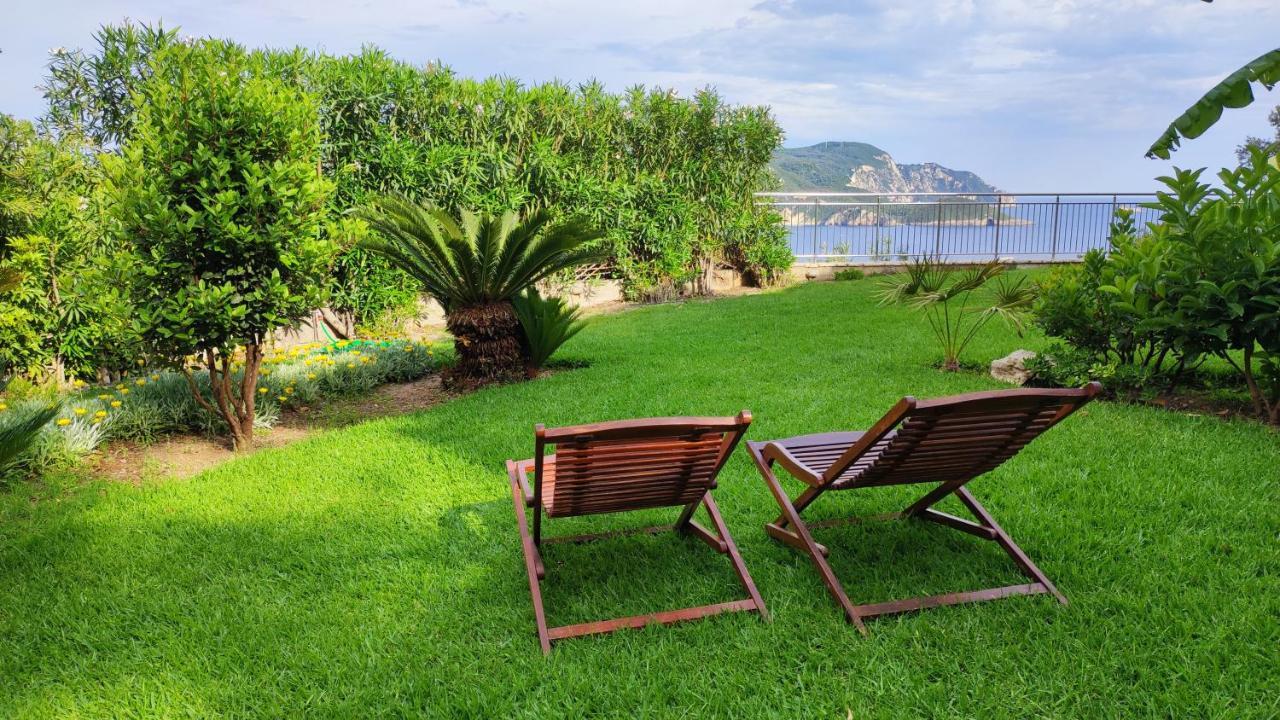 Villa Amaryllis Палеокастрица Екстериор снимка